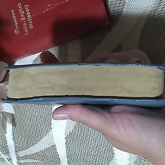 1955 Latin-English Dictionary &  1974 French-English/English-French Dictonary - Picture 11 of 16